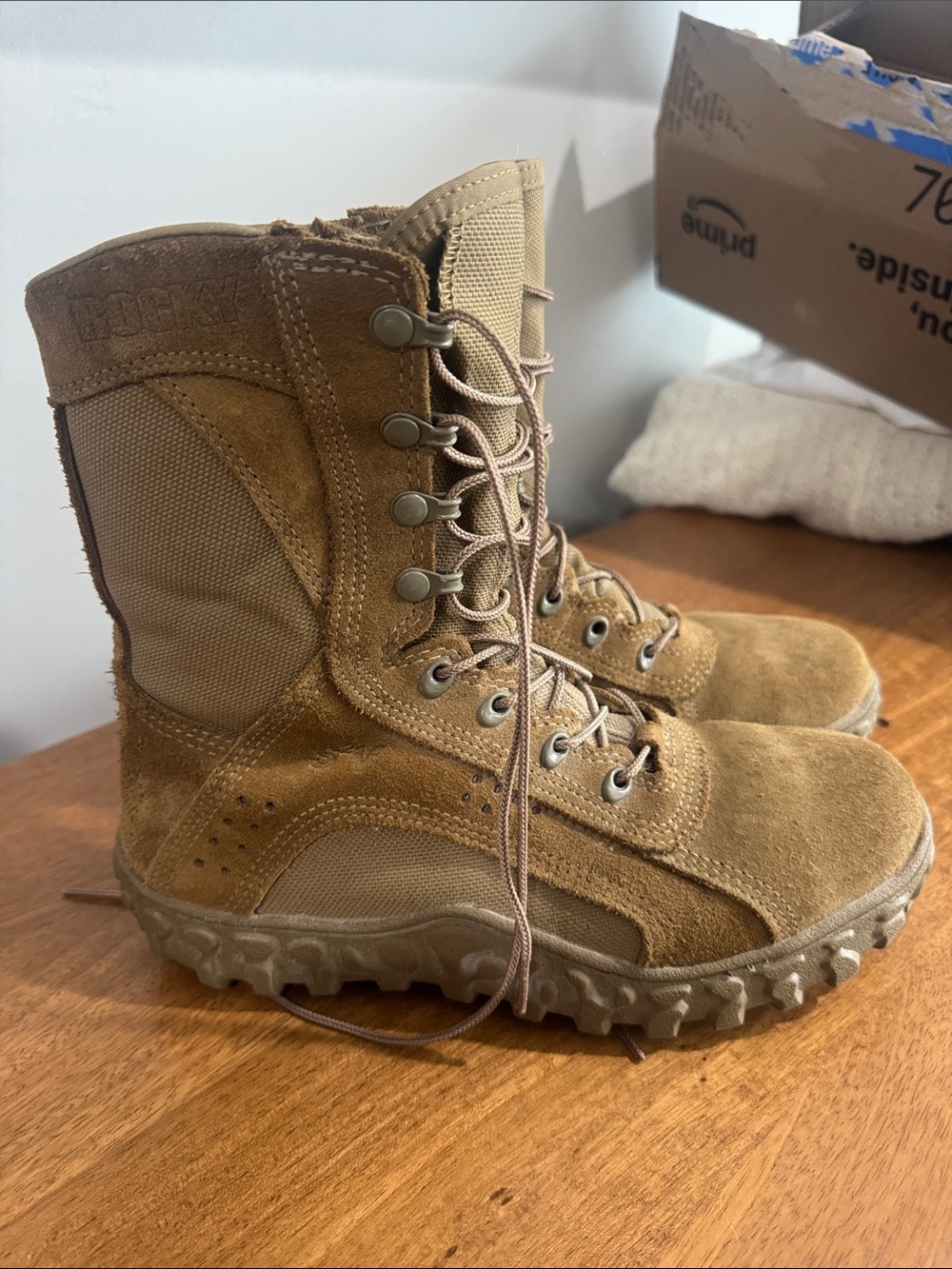 Rocky Tactical coyote brown boots